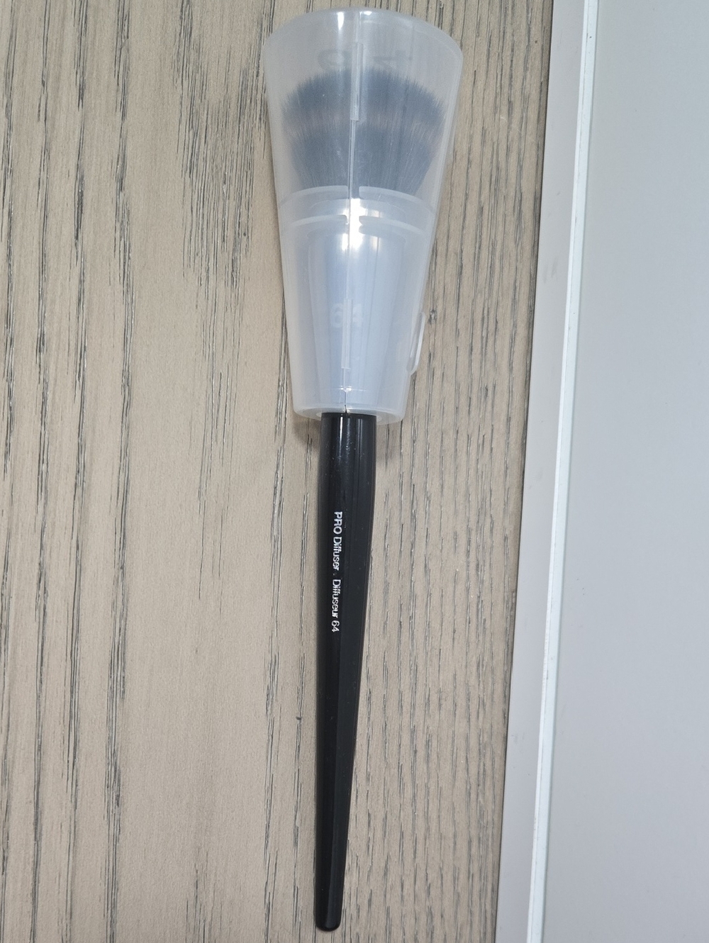 Sephora Pro Foundation Brush #64 — Black handle With Protective Case